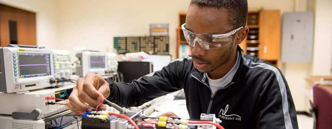 Best universities to study electrical engineering in Nigeria Best universities to study electrical engineering in Nigeria