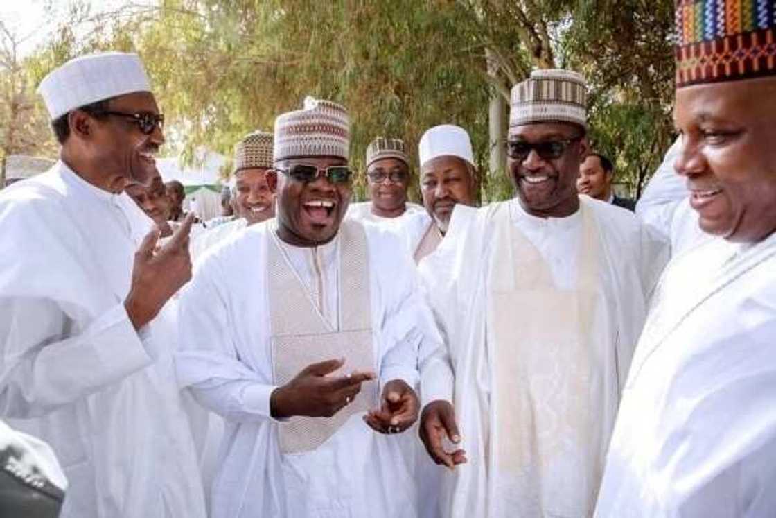 Tazarcen Buhari zai kawo karshen duk shirmen nan na Saraki da Dogara – Yahaya Bello