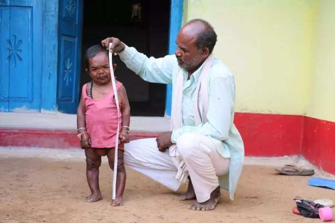 Meet the man who is just 29 inches tall at 50 years old as he stopped growing at the age of 5 (photos) Meet the man who is just 29 inches tall at 50 years old as he stopped growing at the age of 5 (photos)