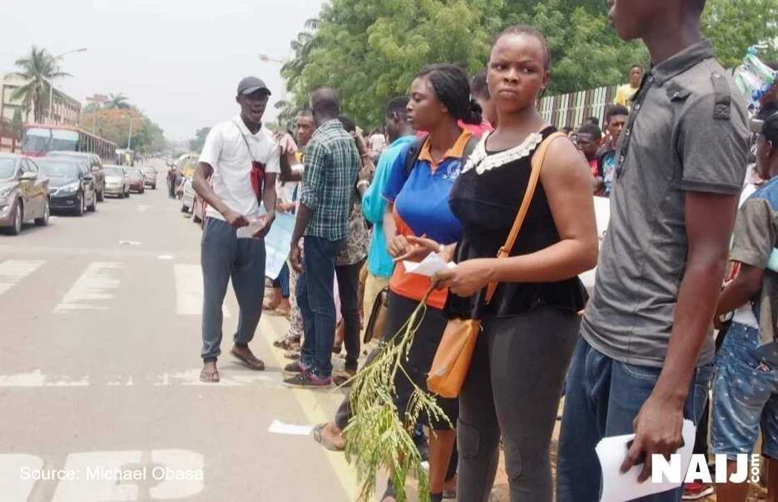 Students reveal JAMB's secret ploy, want registrar sacked (Photos/Video) Students reveal JAMB's secret ploy, want registrar sacked (Photos/Video)