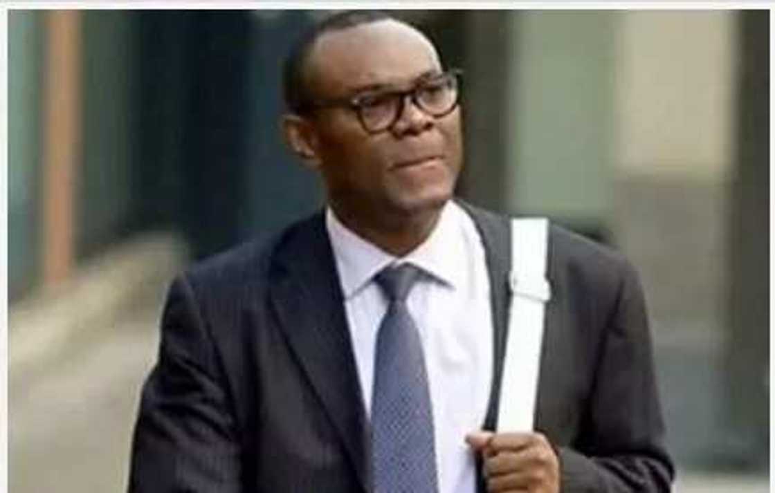 An Samu Bidiyoyin Da Basu Dace Ba A Wayar Wani Likitan Najeriya A Uk. An Samu Bidiyoyin Da Basu Dace Ba A Wayar Wani Likitan Najeriya A Uk.