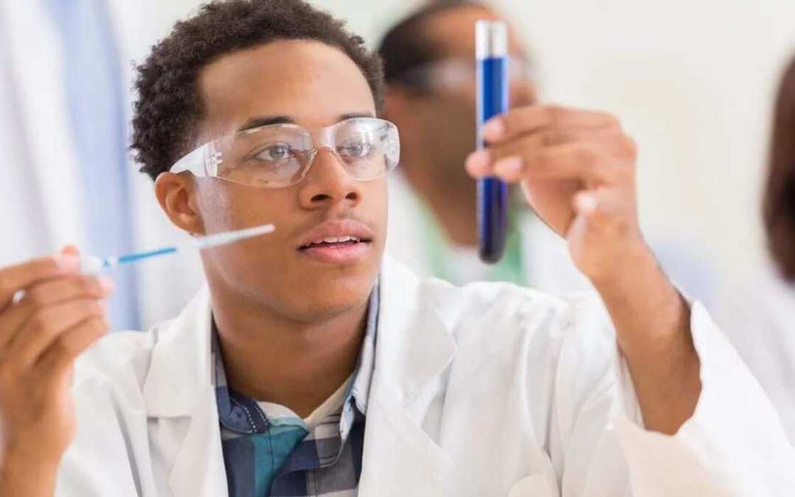 Young researcher Young researcher