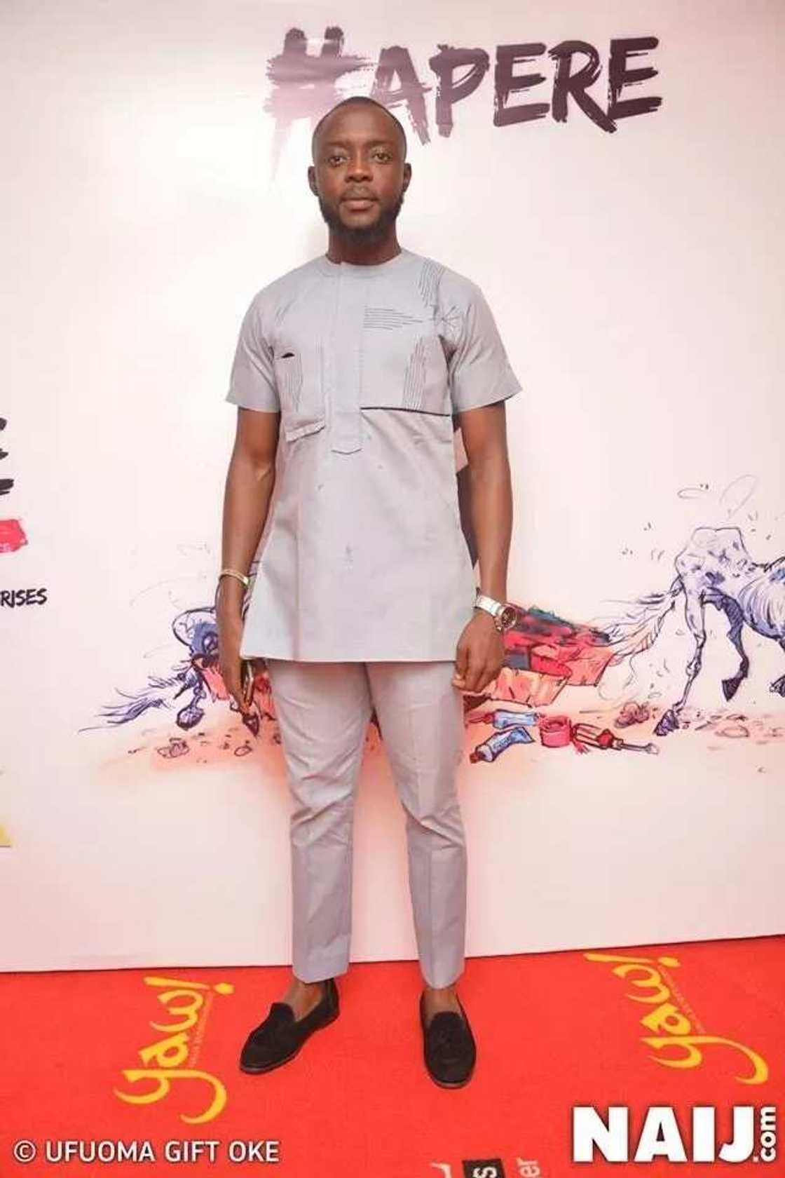 Actors, comedians, dignitaries honour Yaw at the #Apere show Actors, comedians, dignitaries honour Yaw at the #Apere show