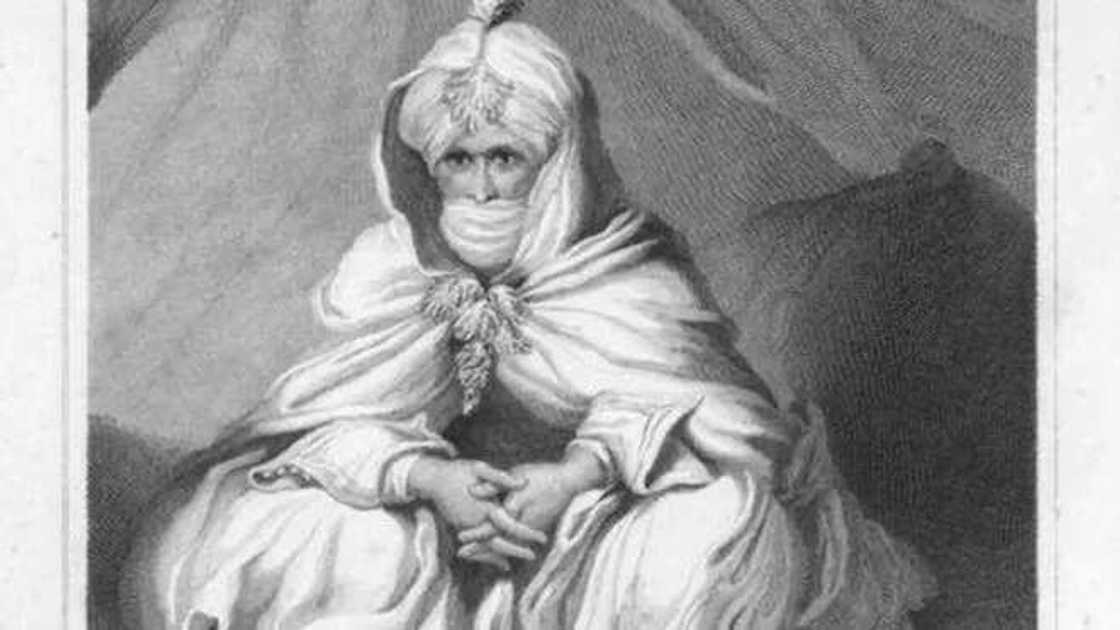 Kundin tarihi: Hotunan masarautar Borno da sarakunan ta na shekaranjiya, jiya da yau Kundin tarihi: Hotunan masarautar Borno da sarakunan ta na shekaranjiya, jiya da yau