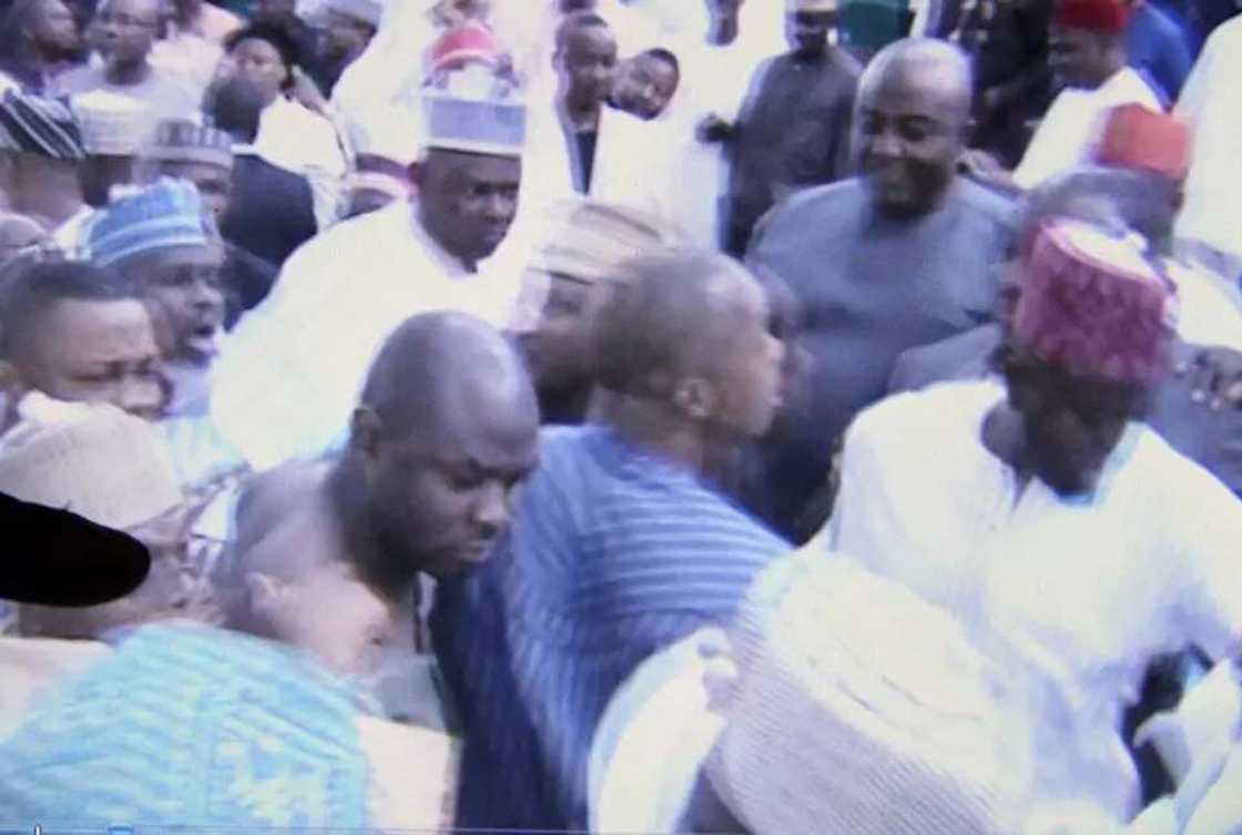 Brawl In House Of Reps (PHOTOS, VIDEO) Brawl In House Of Reps (PHOTOS, VIDEO)