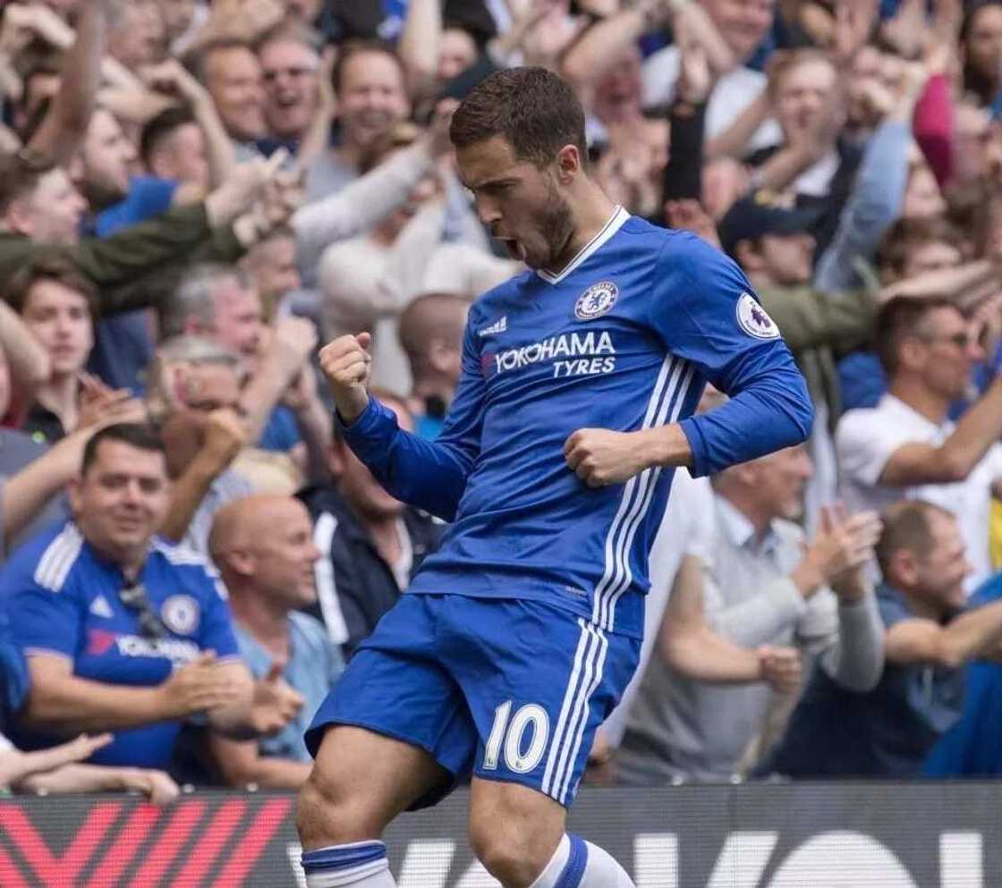 Real Madrid offer Eden Hazard mega deal for him to dump Chelsea Real Madrid offer Eden Hazard mega deal for him to dump Chelsea