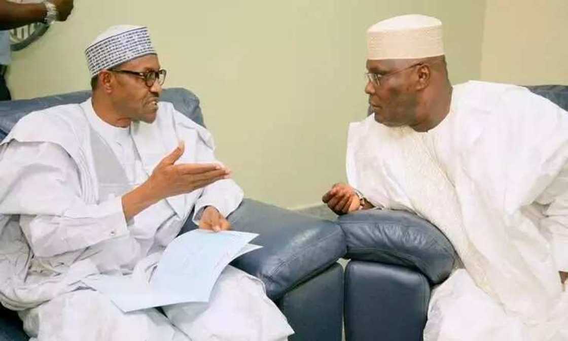 Kamata ya yi a yanke wa Buhari hukuncin kisa saboda yiwa Shagari juyin mulki - Hadimin Atiku ya mayar da martani ga Keyamo Kamata ya yi a yanke wa Buhari hukuncin kisa saboda yiwa Shagari juyin mulki - Hadimin Atiku ya mayar da martani ga Keyamo