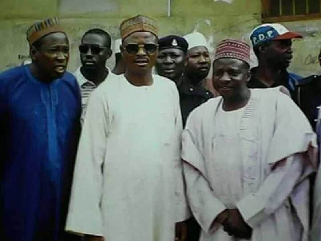 Uwar bari? :‘A shirye nake nayi sulhu da Kwankwaso’ – Ganduje Uwar bari? :‘A shirye nake nayi sulhu da Kwankwaso’ – Ganduje