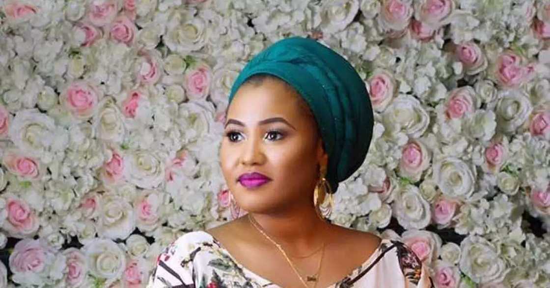 Kuyi hattara da masu bude shafukan bogi da sunana – Hadiza Gabon Kuyi hattara da masu bude shafukan bogi da sunana – Hadiza Gabon