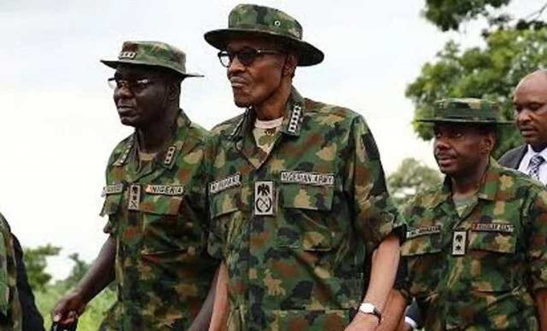 Karanta wasika mai sosa rai sojoji suka aika ga shugaba Buhari da Buratai