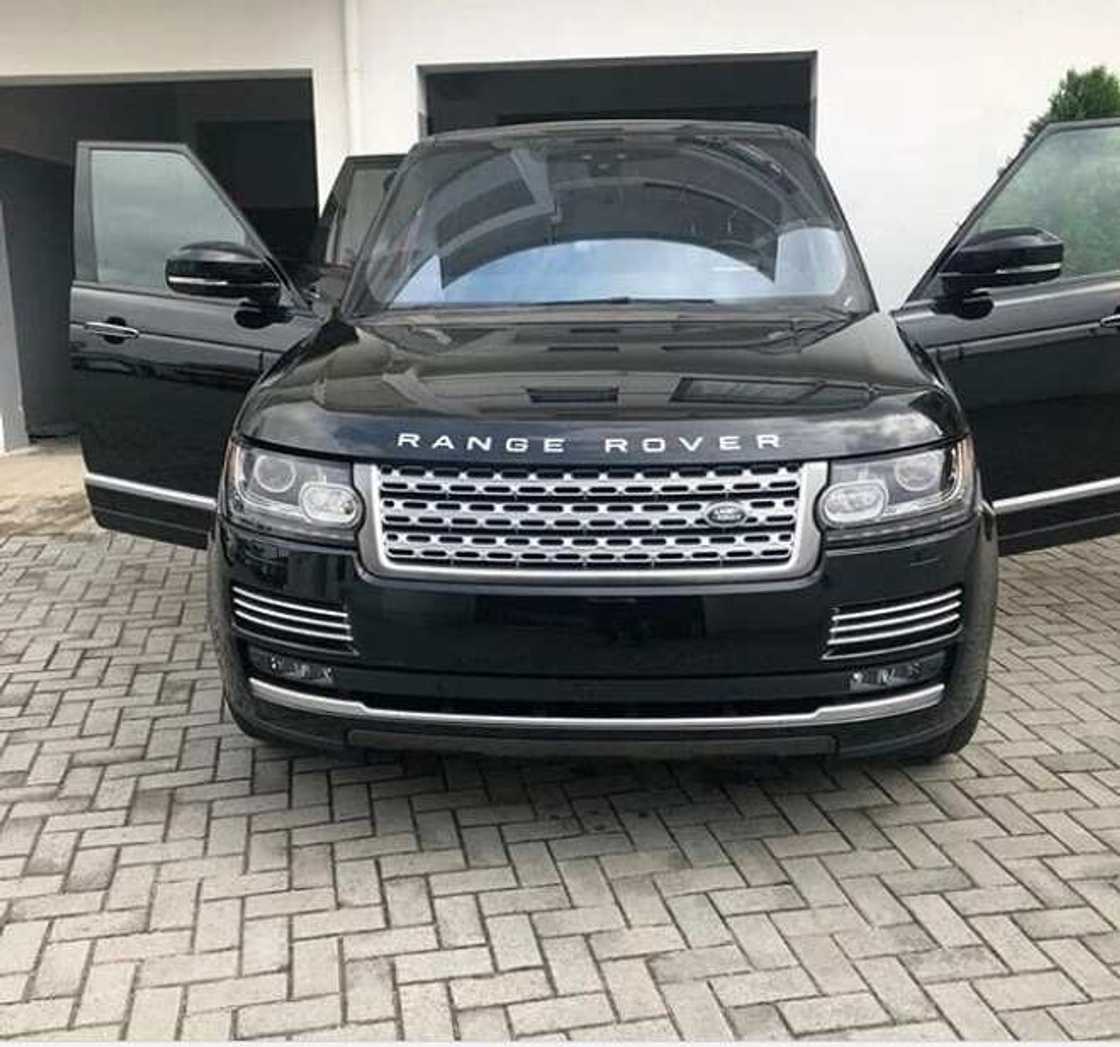 Actress Mimi Orjiekwe flaunts her new home in Lekki and her Range Rover car Actress Mimi Orjiekwe flaunts her new home in Lekki and her Range Rover car