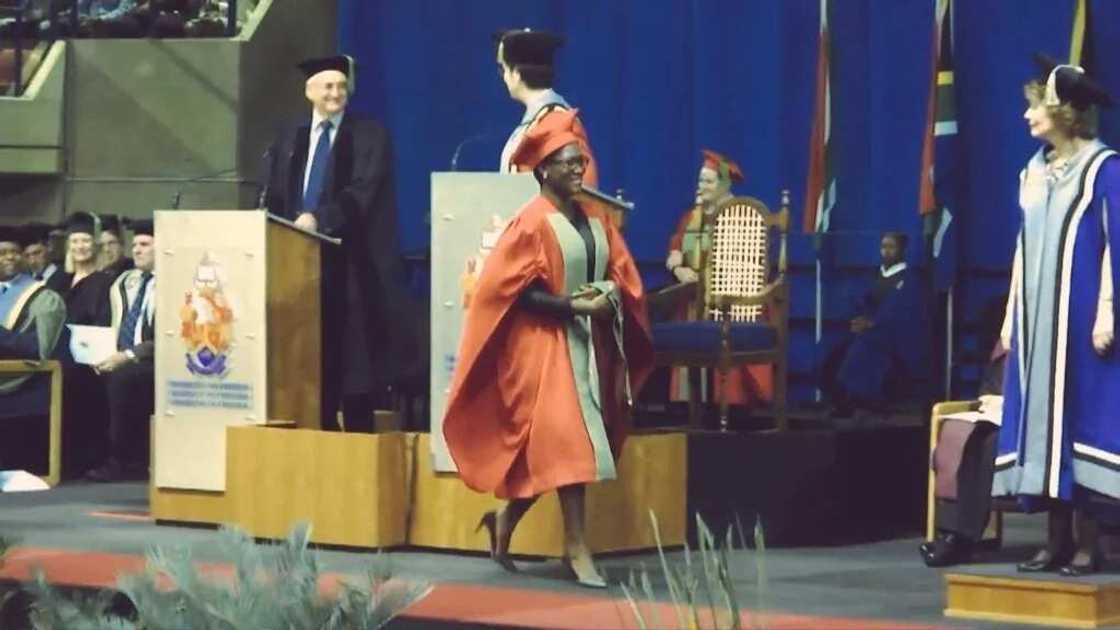 Nigerian lady bags PhD in Nuclear Physics Nigerian lady bags PhD in Nuclear Physics