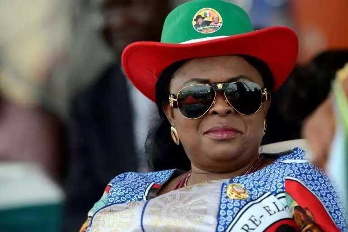 Yanzu Yanzu: Kotu ta bayar da umurnin karbe gidajen Patience Jonathan na birnin tarayya Yanzu Yanzu: Kotu ta bayar da umurnin karbe gidajen Patience Jonathan na birnin tarayya