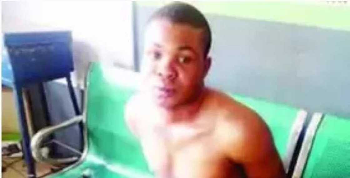 Wani ya hallaka yayansa da matar yayansa Wani ya hallaka yayansa da matar yayansa