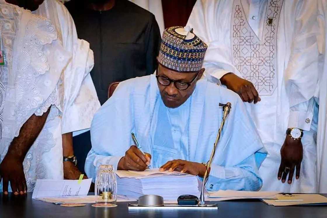 Kasafin kudin Buhari, ba na kasa baki daya ba ne, na kasar Yarbawa ne - Shugaban Kungiyar cigaban matasan Arewa Kasafin kudin Buhari, ba na kasa baki daya ba ne, na kasar Yarbawa ne - Shugaban Kungiyar cigaban matasan Arewa