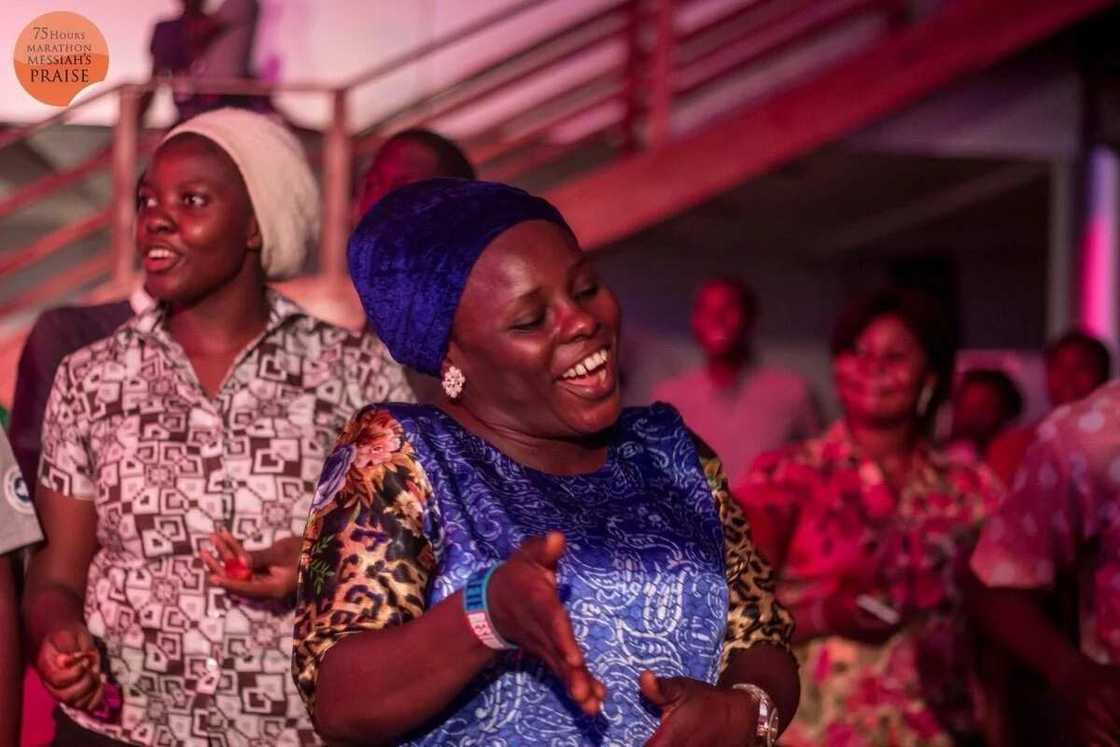 75 hours praise in honour of Pastor Adeboye (Photos) 75 hours praise in honour of Pastor Adeboye (Photos)
