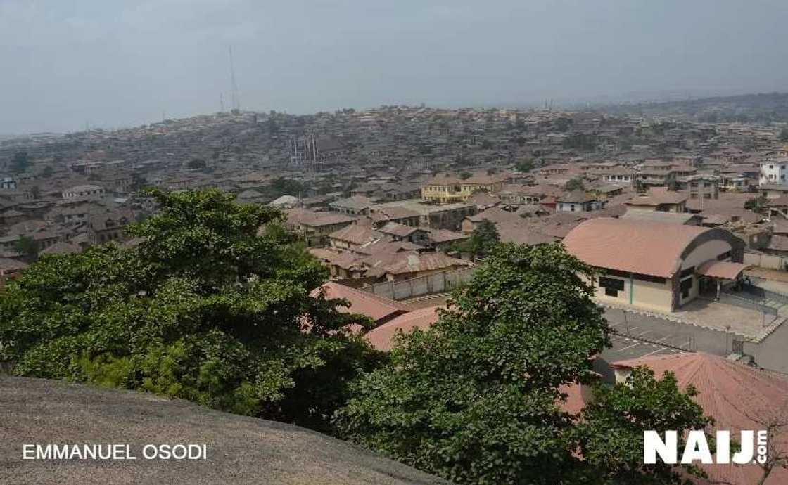 131-year-old Iya Orisa living under Olumo Rock (photos, video) 131-year-old Iya Orisa living under Olumo Rock (photos, video)
