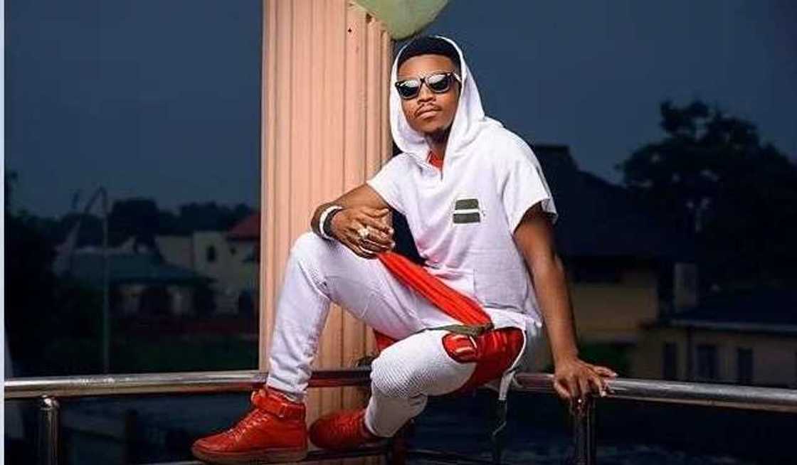 Kannywood: Wata matashiya tayi balaguro daga jamhuriyyar Nijar zuwa Kaduna domin ganin Umar M. Shareef Kannywood: Wata matashiya tayi balaguro daga jamhuriyyar Nijar zuwa Kaduna domin ganin Umar M. Shareef