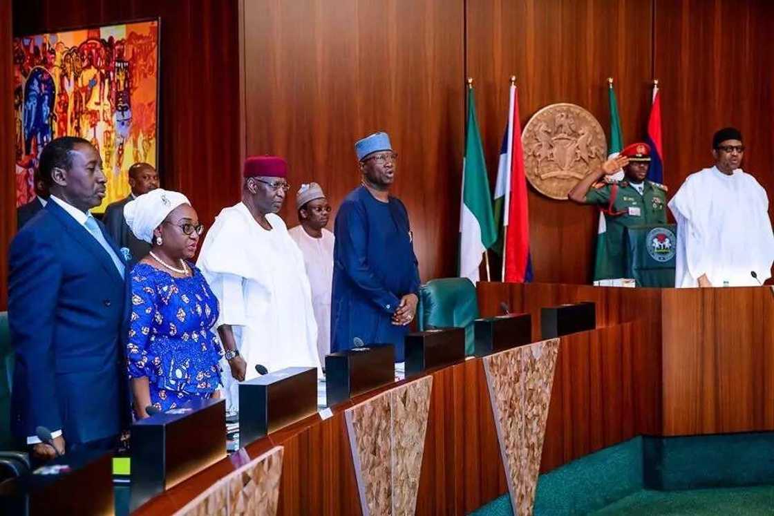 Yanzu Yanzu: Ministan muhalli ya zama sarkin Nasarawa Yanzu Yanzu: Ministan muhalli ya zama sarkin Nasarawa