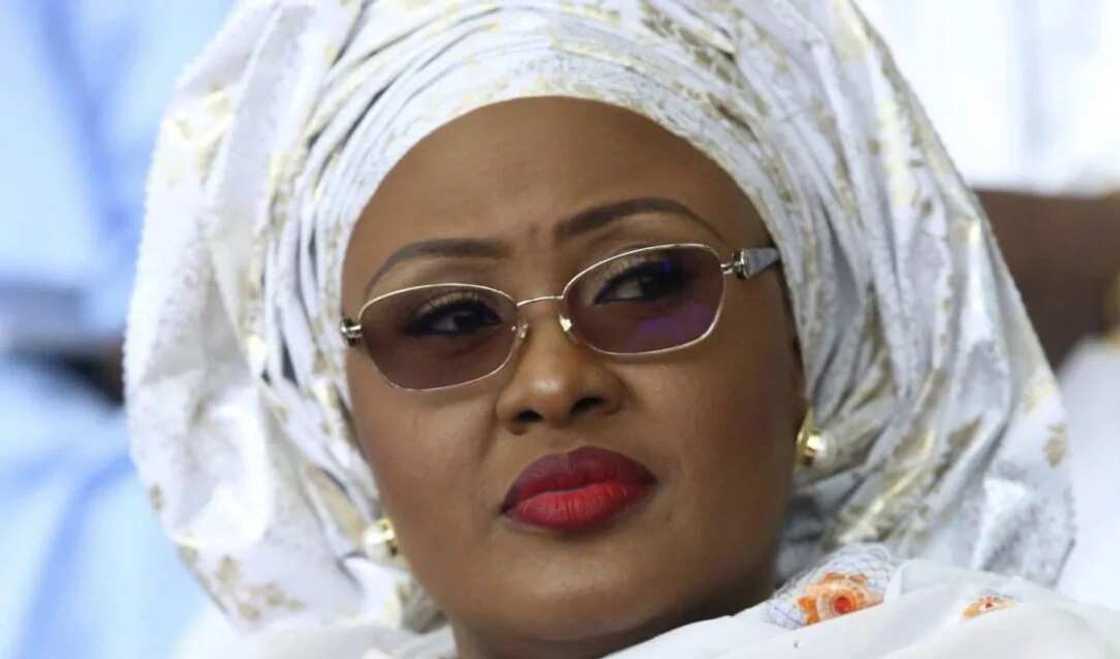 Tsirarun hotunan Aisha Buhari guda 9 da ya kamata ku gani Tsirarun hotunan Aisha Buhari guda 9 da ya kamata ku gani