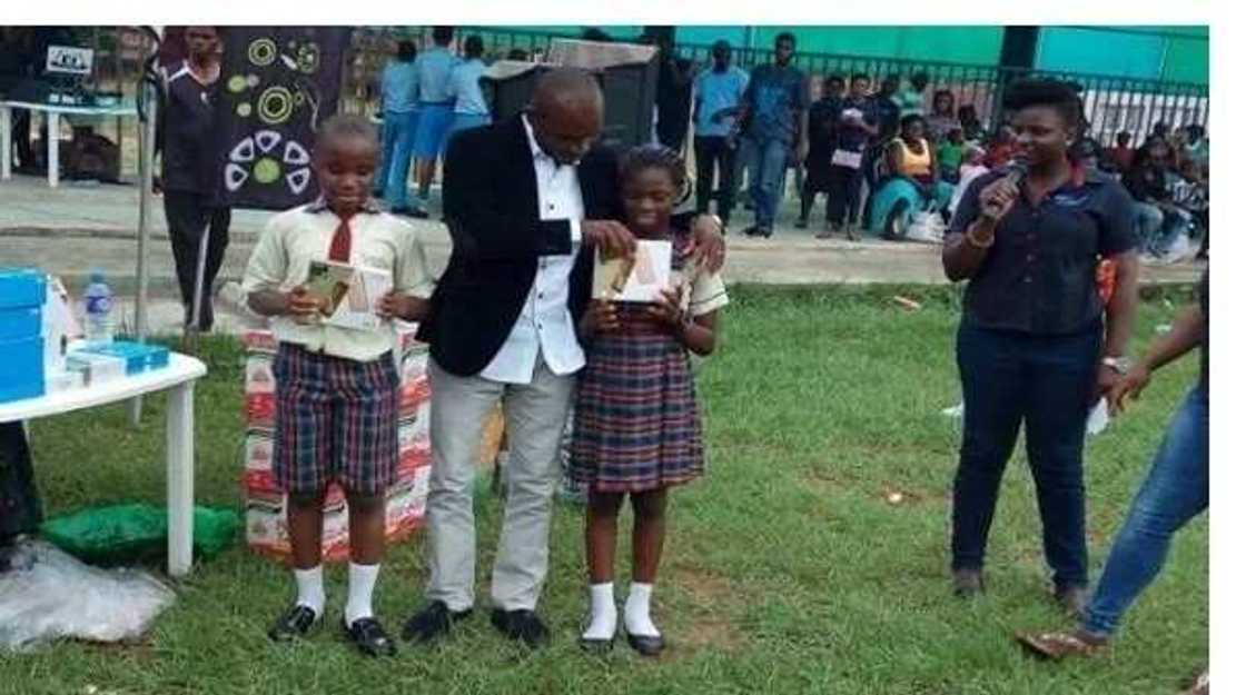 TECNO Foundation GIVES out gifts & scholarship to schools to commemorate Children’s Day 2017 TECNO Foundation GIVES out gifts & scholarship to schools to commemorate Children’s Day 2017