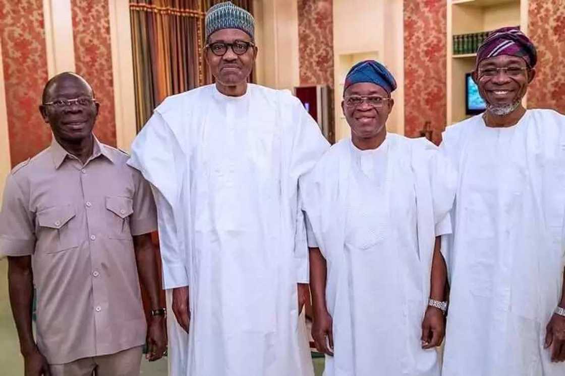Da dumi dumi: Aregbesola ya nada sabon sakataren gwamnatin jihar Osun Da dumi dumi: Aregbesola ya nada sabon sakataren gwamnatin jihar Osun