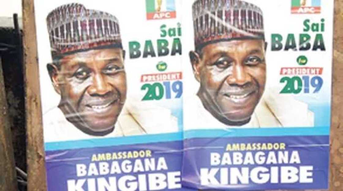 Babagana Kingibe na nesanta kansa da sabbin fastocinsa da suka cika gari Babagana Kingibe na nesanta kansa da sabbin fastocinsa da suka cika gari