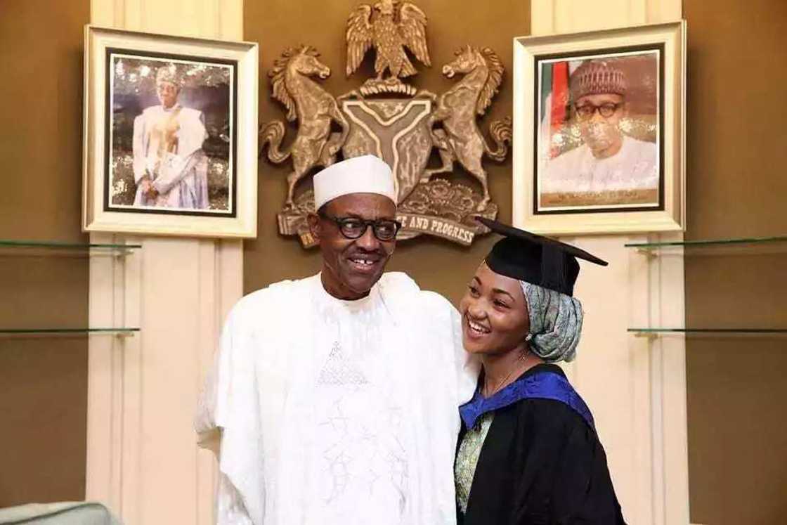 Ra’ayi: Dalilin da yasa yayan Buhari suka yi karatu a kasan waje Ra’ayi: Dalilin da yasa yayan Buhari suka yi karatu a kasan waje