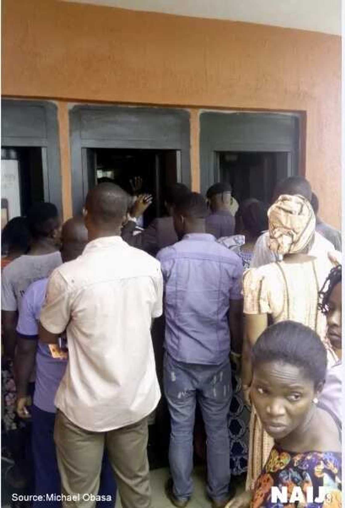 Account Holders Fume, Besiege Banks For BVN Account Holders Fume, Besiege Banks For BVN