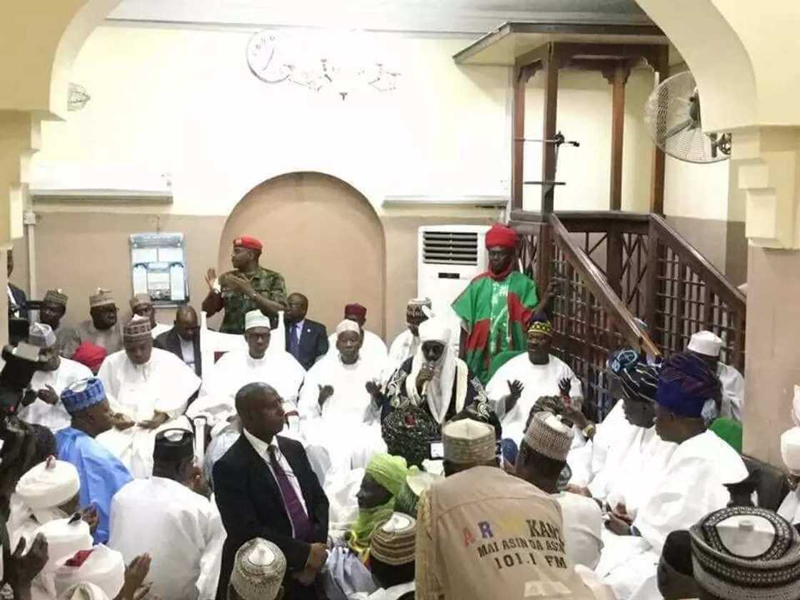 Da dumi-dumi: An daura auren diyar Ganduje da dan gwamna Ajimobi