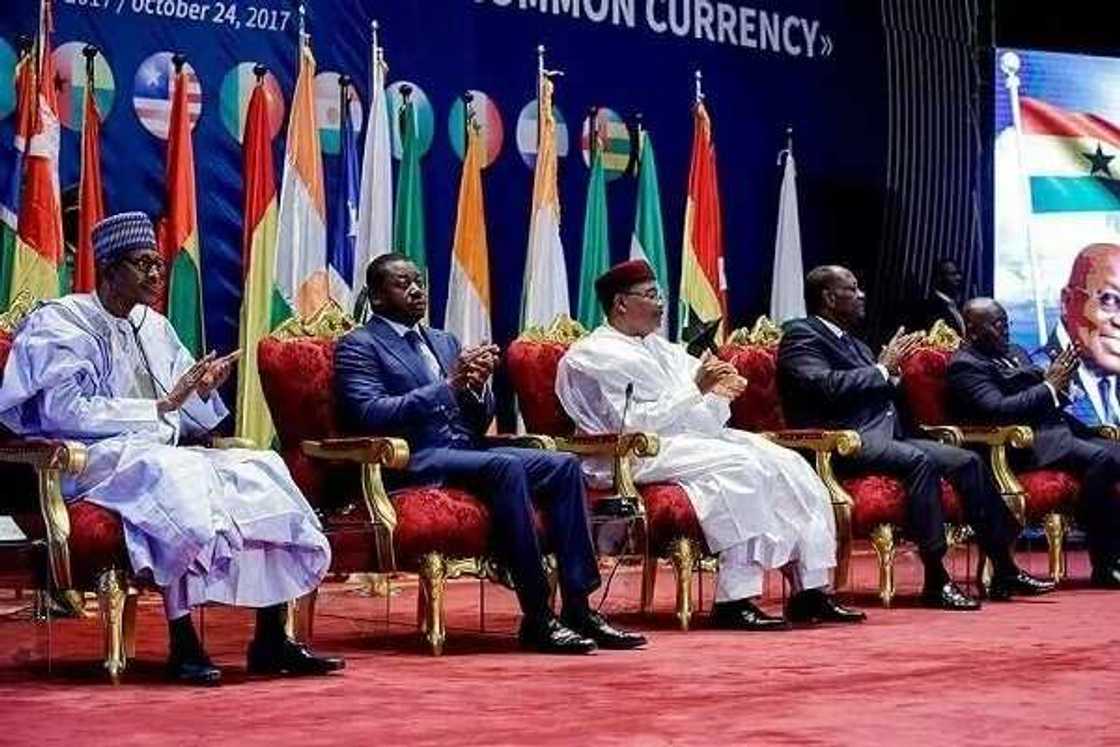 Members of ECOWAS and their presidents Members of ECOWAS and their presidents