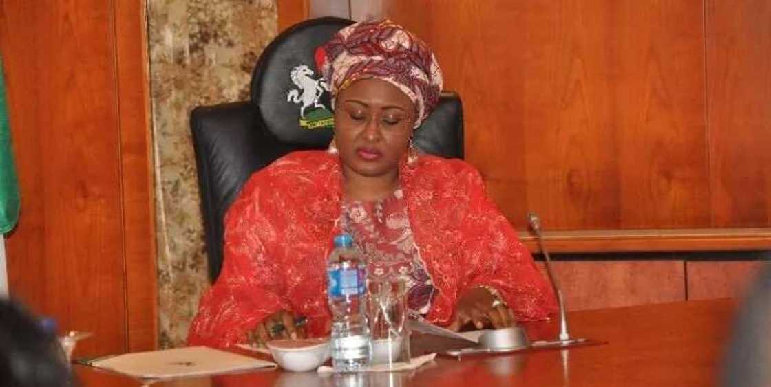 Tsirarun hotunan Aisha Buhari guda 9 da ya kamata ku gani Tsirarun hotunan Aisha Buhari guda 9 da ya kamata ku gani