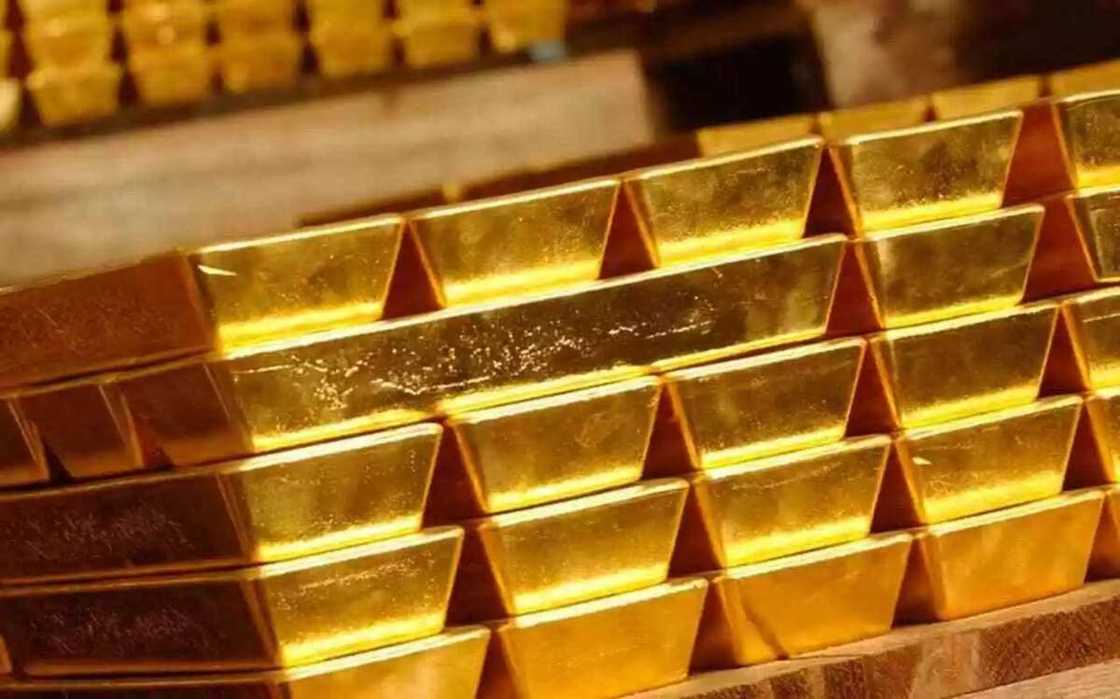 Natural gold Natural gold