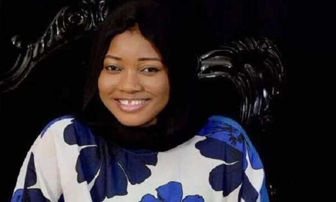 Yadda na fara saka da farin zare a dandalin Kannywood - Sabuwar jaruma Hajarah Isah Yadda na fara saka da farin zare a dandalin Kannywood - Sabuwar jaruma Hajarah Isah