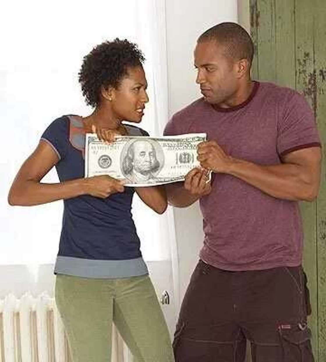 5 signs your husband is very stingy 5 signs your husband is very stingy