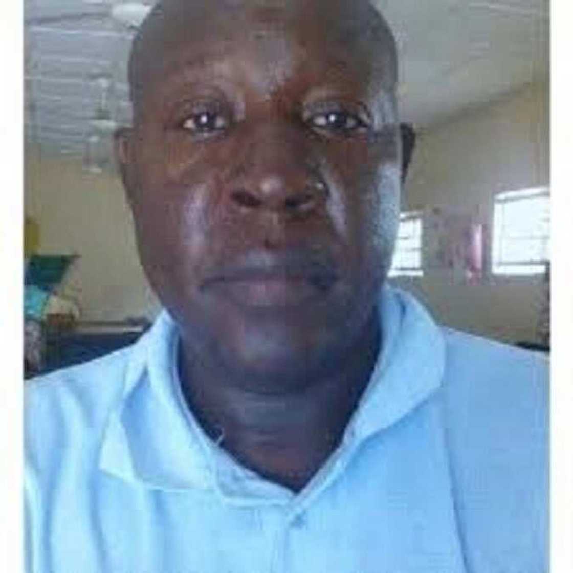 Dandalin Kannywood: Ban mutu ba ina nan da raina - Sani Moda Dandalin Kannywood: Ban mutu ba ina nan da raina - Sani Moda