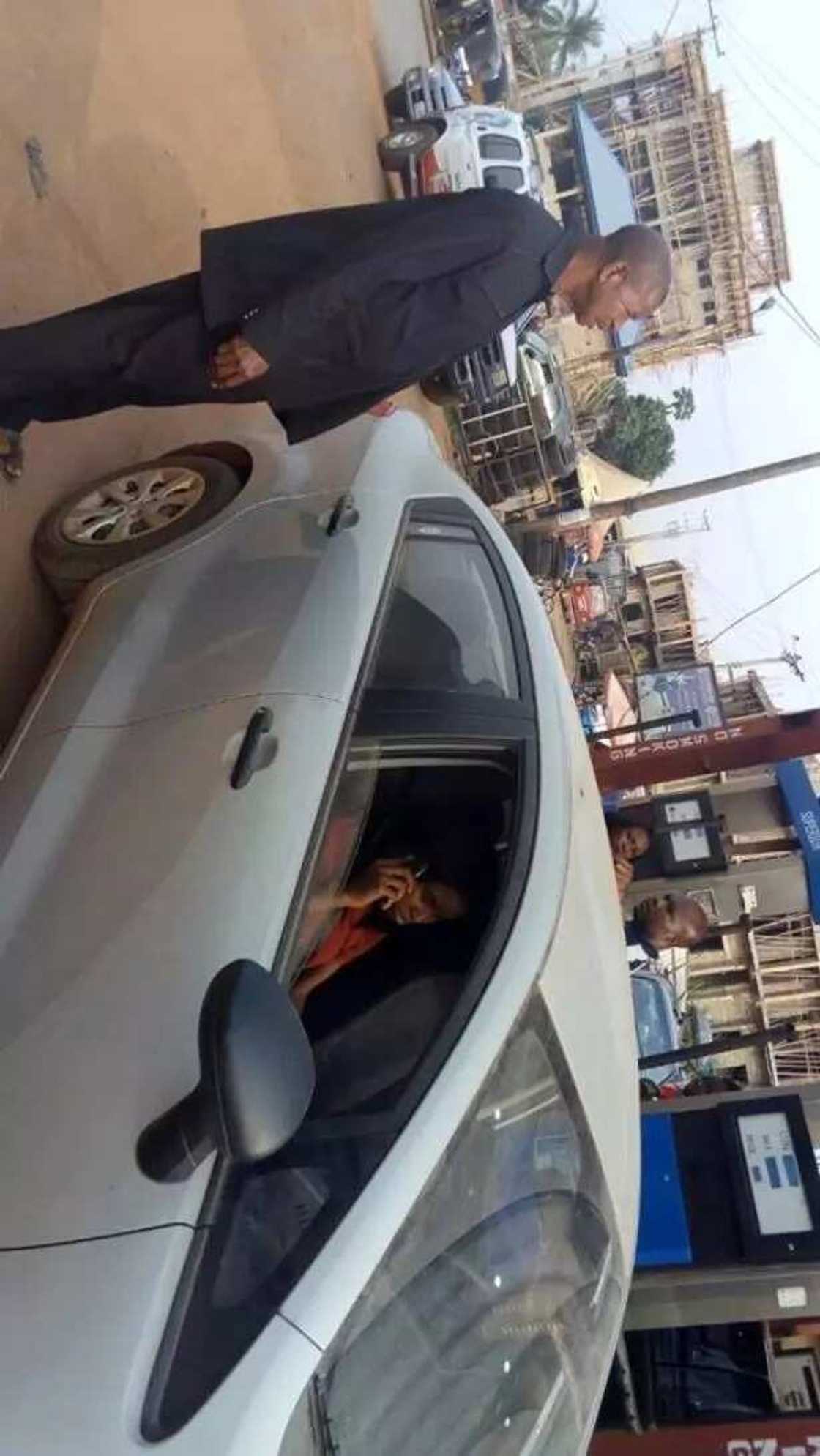 Ex-miss Anambra Chidinma Okeke finally given back her official car Ex-miss Anambra Chidinma Okeke finally given back her official car