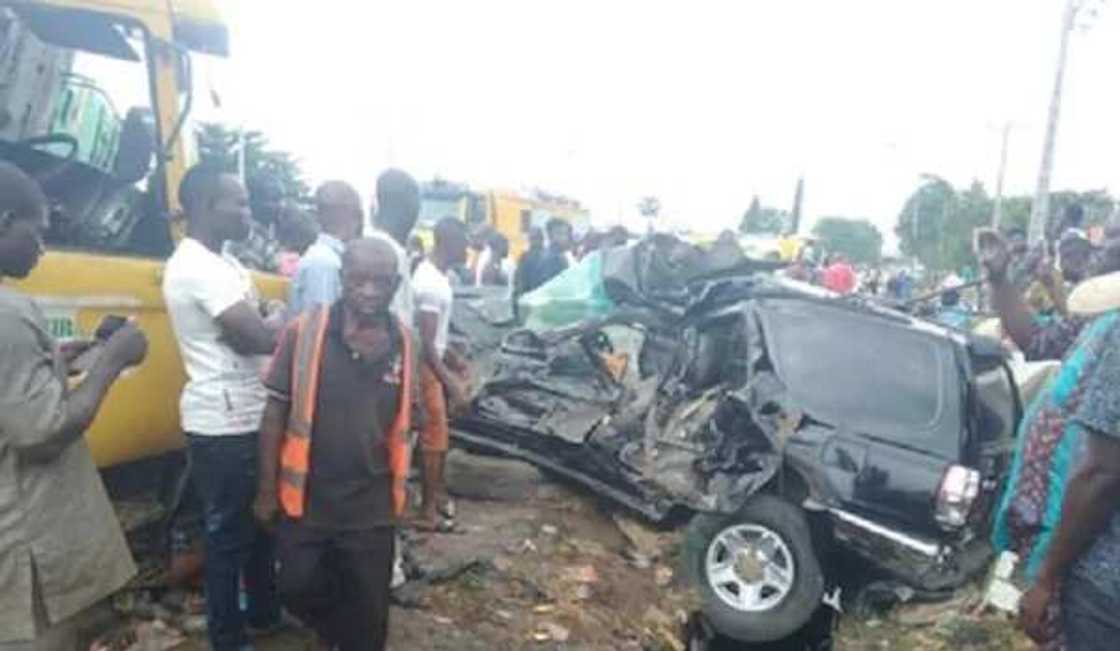 APC chairmanship candidate Sakiru Balogun dies in auto crash on Lagos LG polls eve APC chairmanship candidate Sakiru Balogun dies in auto crash on Lagos LG polls eve