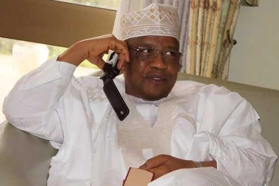 Labarai: Hukumar SSS ta gayyaci yaron Babangida Kassim Afegbua Labarai: Hukumar SSS ta gayyaci yaron Babangida Kassim Afegbua