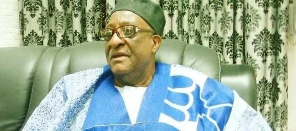 Sanata Walid Jibrin. Sanata Walid Jibrin.