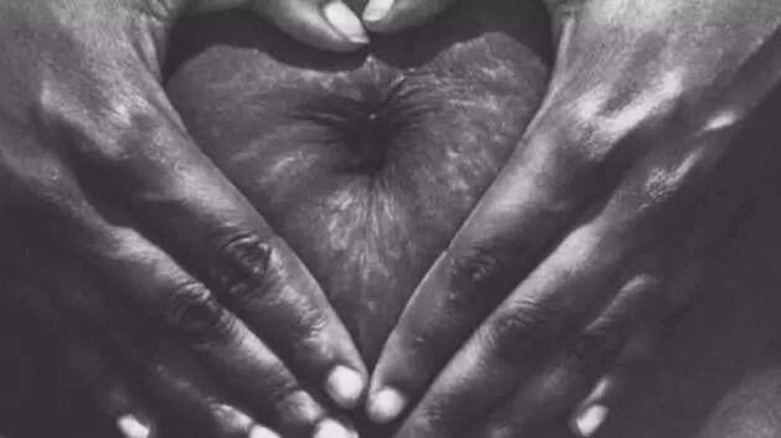 How to clear stretch marks naturally How to clear stretch marks naturally