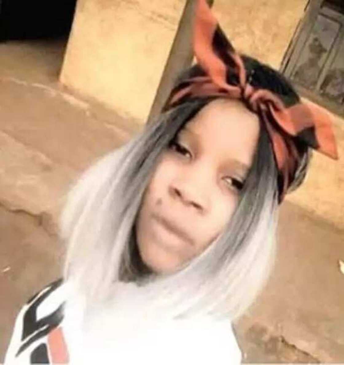 19-year-old boy arrested for stabbing his girlfriend to death in Edo state (photo) 19-year-old boy arrested for stabbing his girlfriend to death in Edo state (photo)