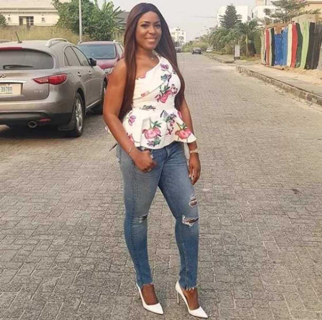 Actress Toyin Aimakhu congratulates Linda Ikeji on her engagement