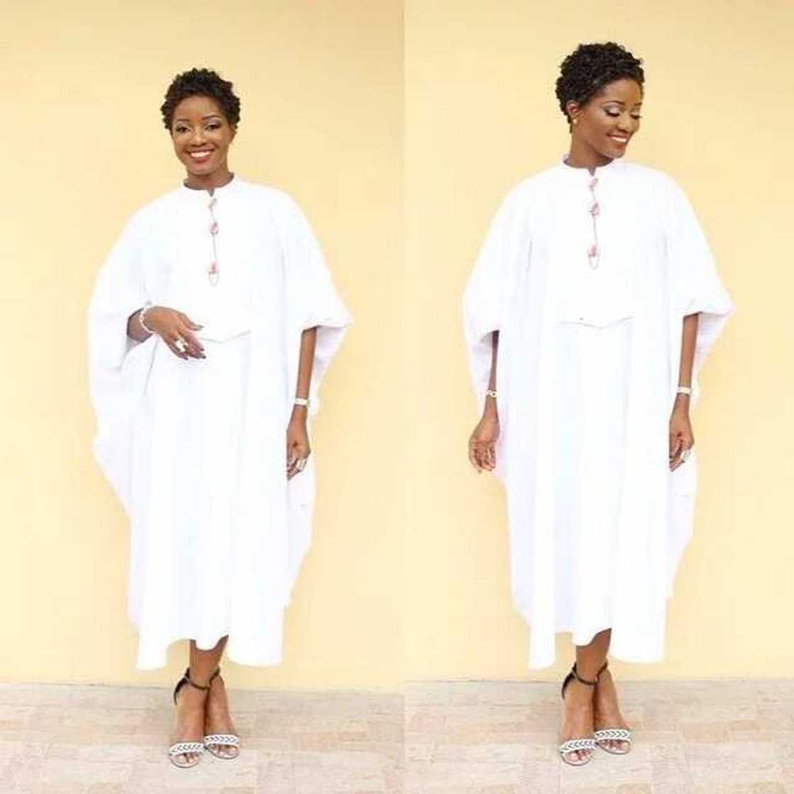 White agbada styles for gentlemen and ladies to rock in 2018 White agbada styles for gentlemen and ladies to rock in 2018