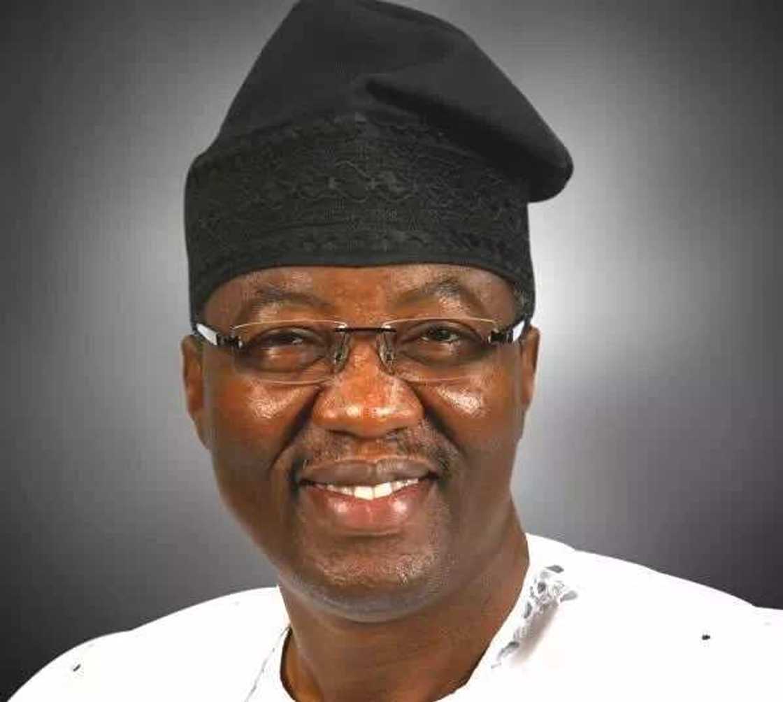 Zaben 2019: Atiku ya naɗa wani tsohon gwamna a matsayin shugaban yakin neman zabensa Zaben 2019: Atiku ya naɗa wani tsohon gwamna a matsayin shugaban yakin neman zabensa