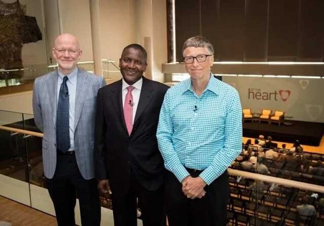 Shahararren mai kudin nan na duniya Bill Gates ya shawarci attajiran Najeriya game da kyauta Shahararren mai kudin nan na duniya Bill Gates ya shawarci attajiran Najeriya game da kyauta