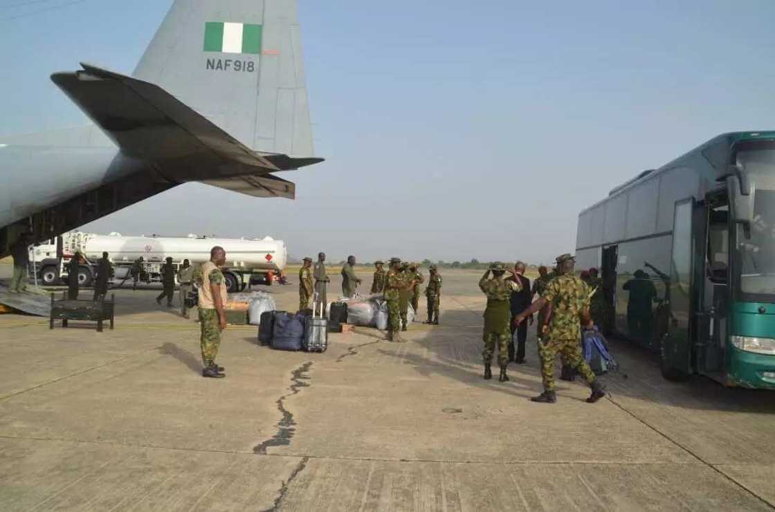 Dakarun sojojin Najeriya sun tafi Gambia domin marawa kudirin ECOWAS baya (hotuna)