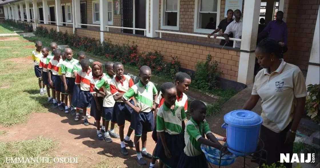 Governor Rauf Aregbesola exposed! Governor Rauf Aregbesola exposed!