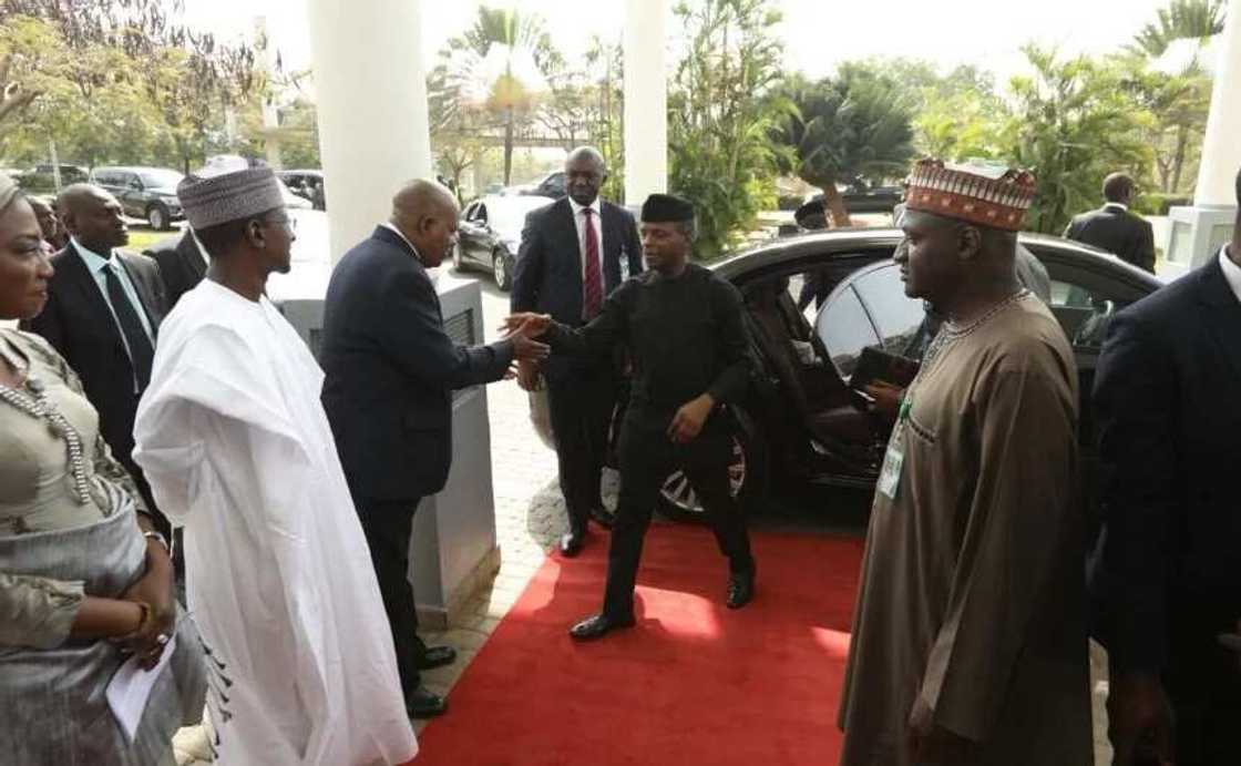 See how Osinbajo, Obasanjo arrived the Murtala Muhammed memorial lecture (Photos) See how Osinbajo, Obasanjo arrived the Murtala Muhammed memorial lecture (Photos)