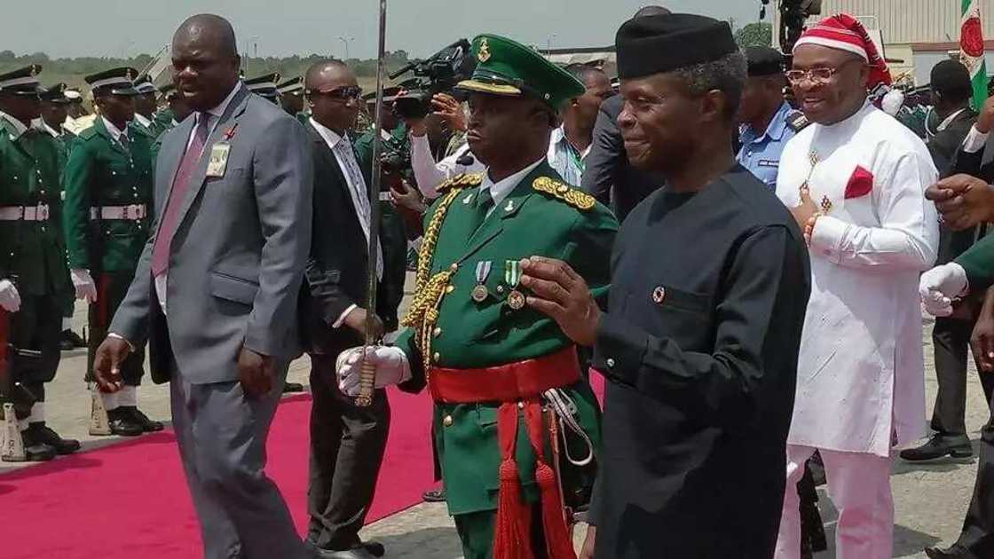 Osinbajo storms Lagos, to flag-off Lagos-Ibadan rail line project Osinbajo storms Lagos, to flag-off Lagos-Ibadan rail line project